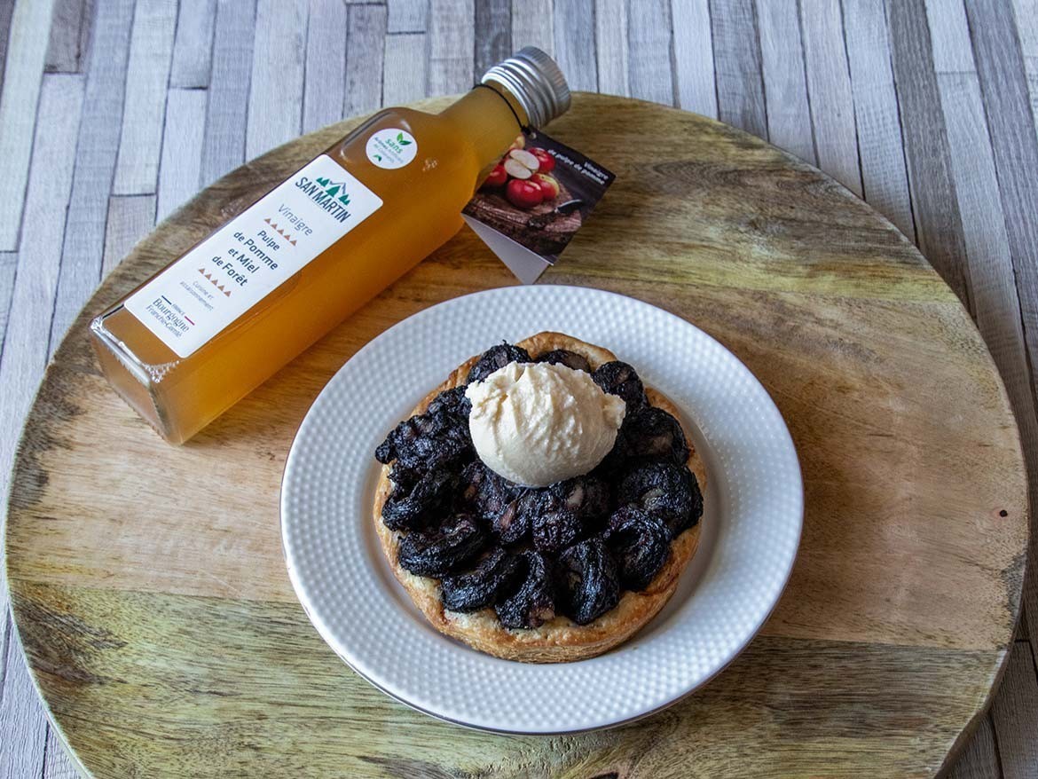 Tarte fine au boudin et glace au vinaigre pomme miel